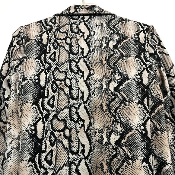 JOSEPH RIBKOFF Snake Print Open Front Jacket - Picture 7 of 12